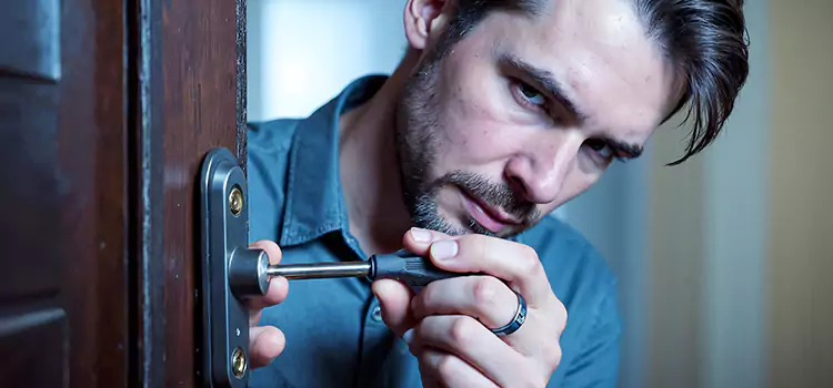 Eviction Locksmith Defiance
